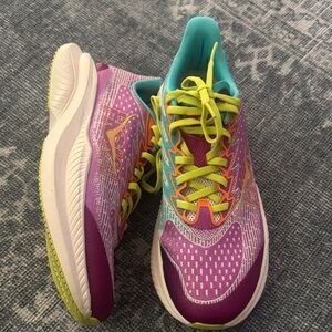 Hoka Mach 6MD Youth Running Shoes.